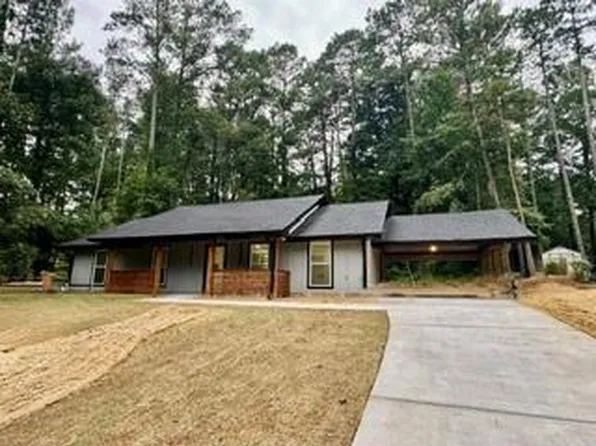 4470 Valley Brook Dr S, Atlanta, GA 30349