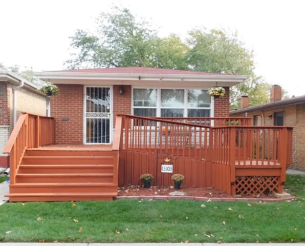 13103 S Burley Ave photo 1