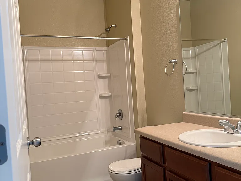 10266 Stagecoach Ave — Photo 10