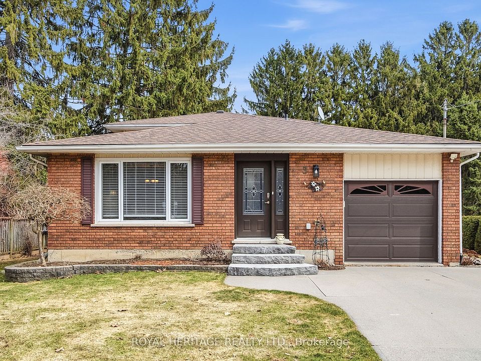 1st image of 3 Rose Glen Rd S