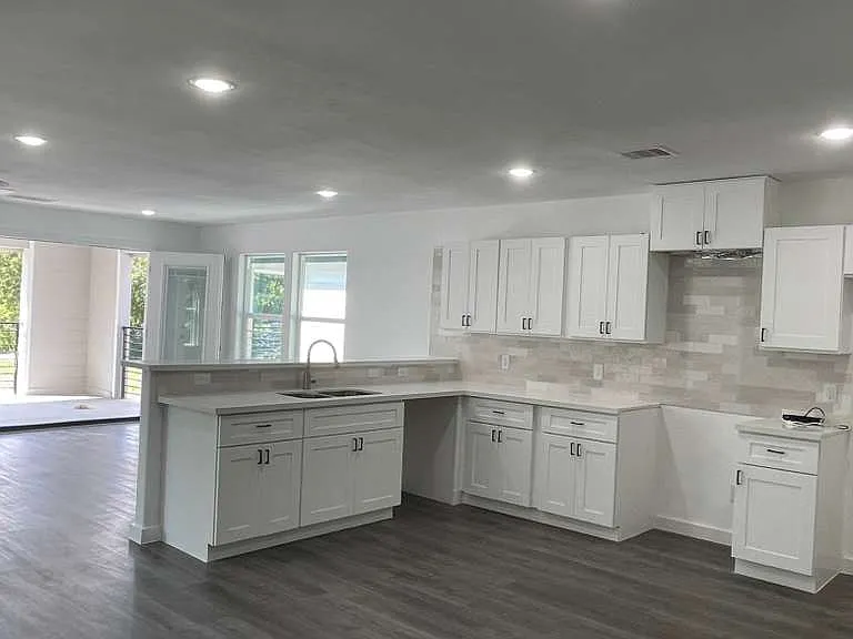 8406 De Priest St #B — Photo 3