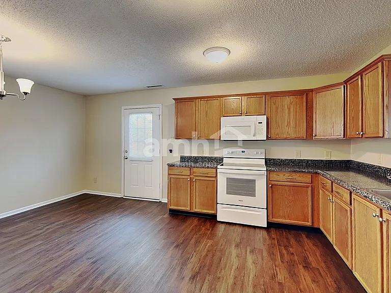 2957 Seasons Dr — Photo 4