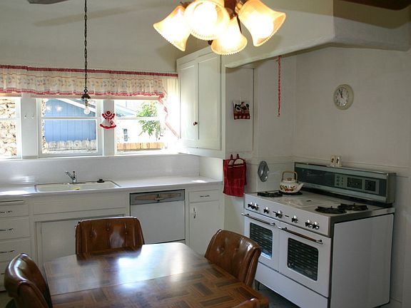 Cheery kitchen updated in the late 1950's