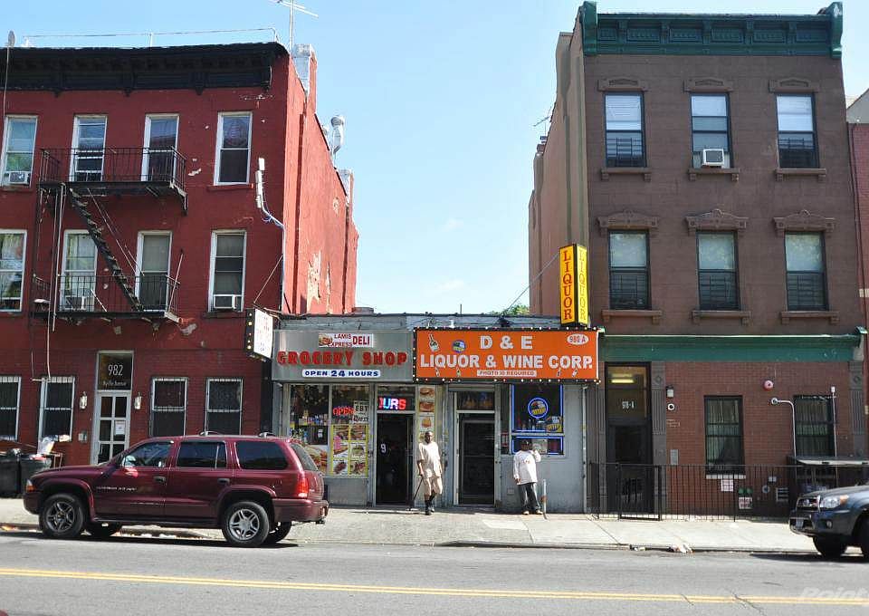 2nd image of 980 Myrtle Ave