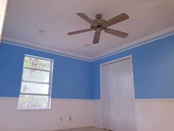 5th image of 1853 Edgewood Dr