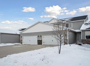 715 Grindstone Cir, Waterloo, IA 50702
