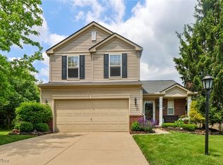 1064 Molland Dr, Brunswick, OH 44212