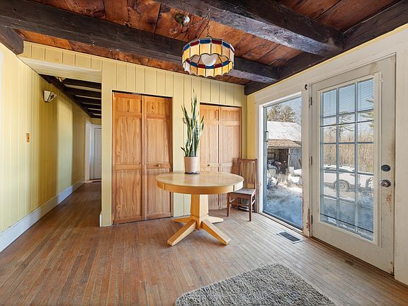 3rd image of 850 Ballards Ridge Road