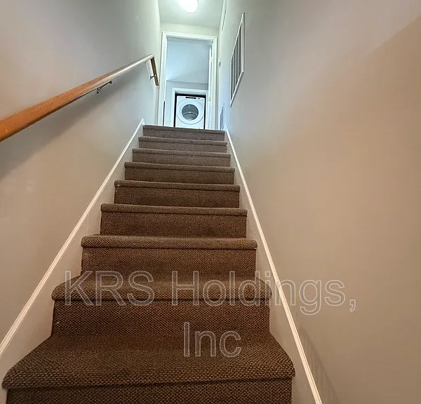 1229 Wood Rd #C — Photo 3
