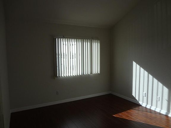3rd image of 16133 S Vermont Ave