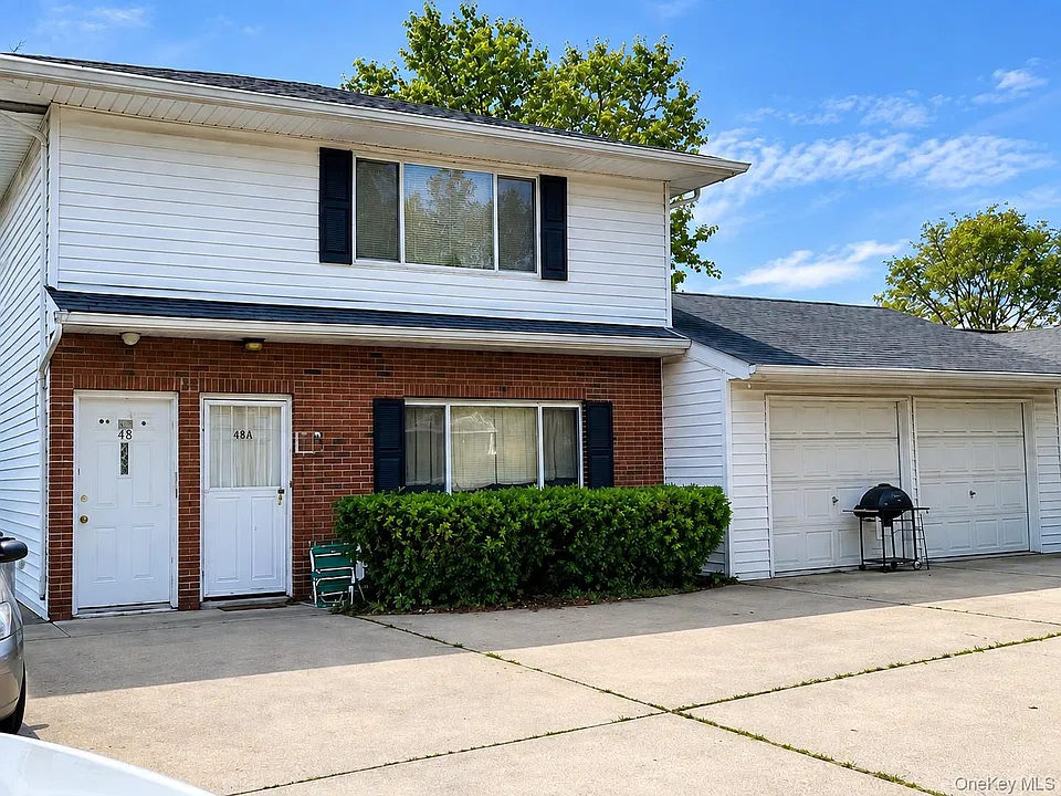 848 Sunrise Hwy