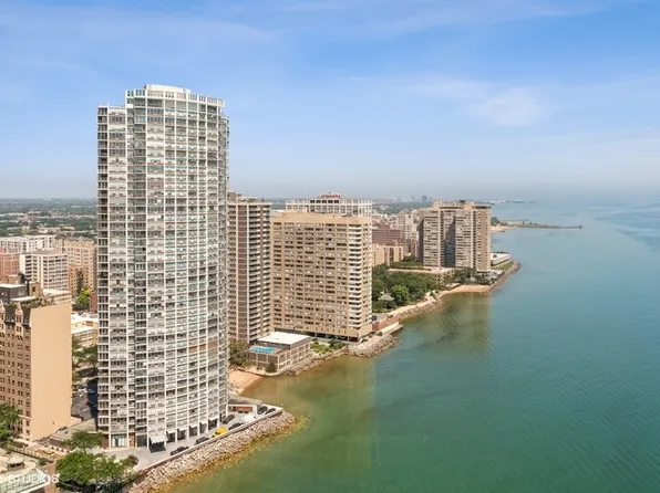 940 W Glenlake Ave #35B, Chicago, IL 60660