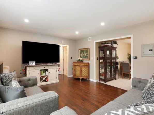 18 Judson Street Apt 11A #11A, Edison Twp., NJ 08837