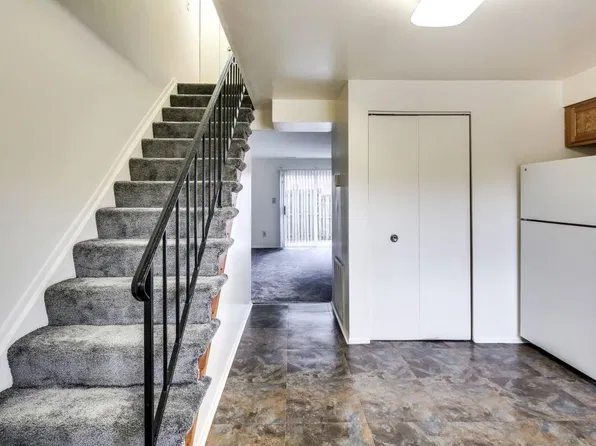 Bright Meadows Townhomes, 91 Lower Gate Ct #13, Owings Mills, MD 21117