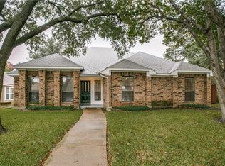2927 Rambling Dr, Dallas, TX 75228