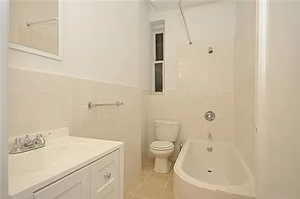 Sold by Fenwick Keats Real Estate | media 5