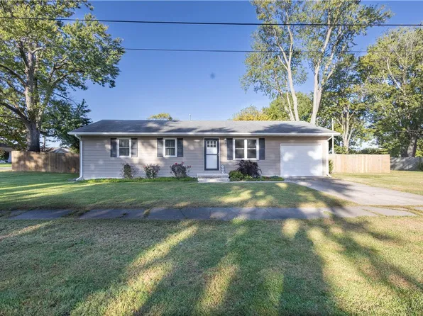 804 S Sandusky St, Catlin, IL 61817