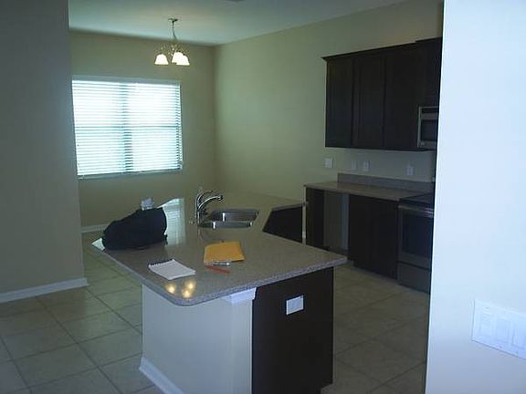 Kitchen nook and island