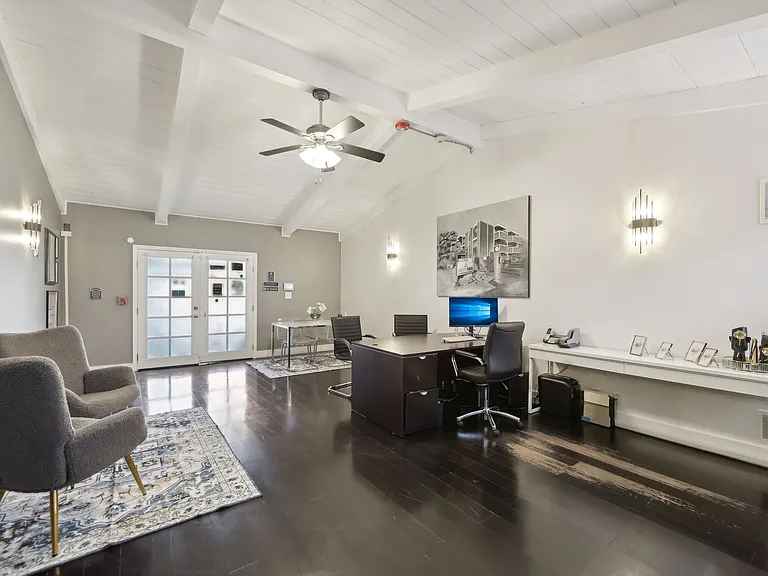 Metro Park Apartments - San Leandro — Photo 3