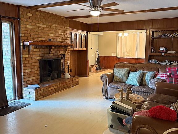 5th image of 13640 Rolling Hills Ln