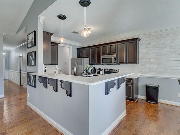 4th image of 139 Kirkwood Drive
