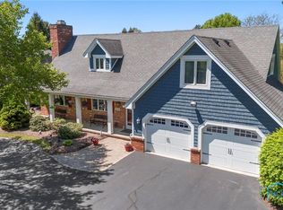 4525 Mitchaw Rd, Sylvania, OH 43560