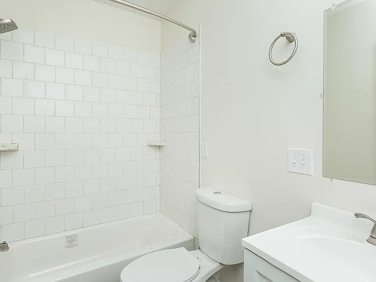 411 N Charles St #2B — Photo 14