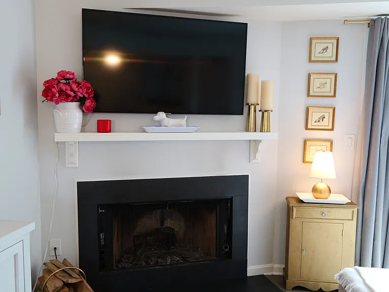 1335 Cambridge Ct — Photo 9