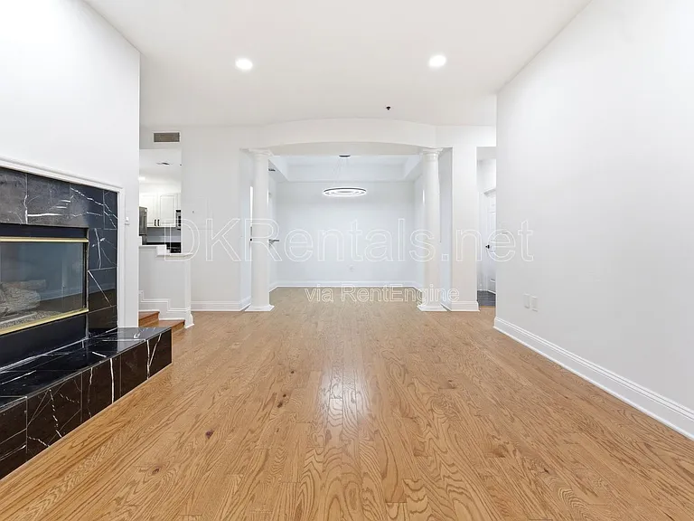 220 Renaissance Pkwy NE #2111 — Photo 10