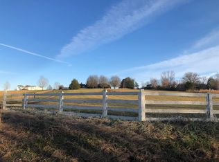 324 Governor Hall Rd, Castalian Springs, TN 37031