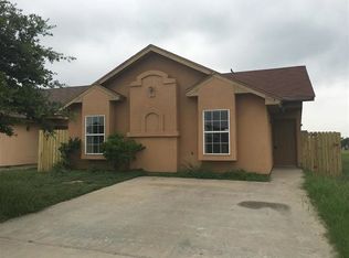 17224 Fawn Dr, Laredo, TX 78045