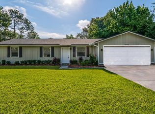 10915 Horse Track Dr E, Jacksonville, FL 32257