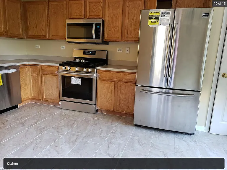 568 Conservatory Ln #568 — Photo 8