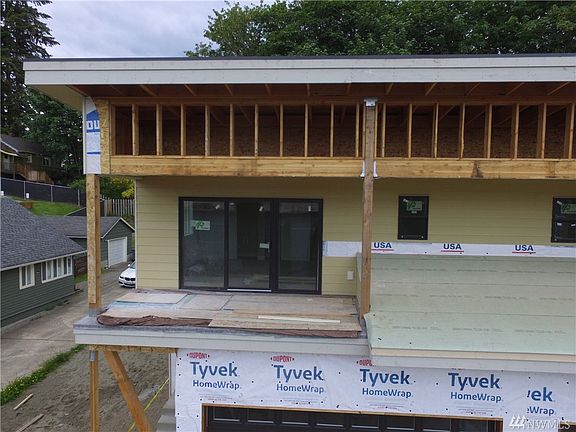4th image of 1557 Thompson Dr