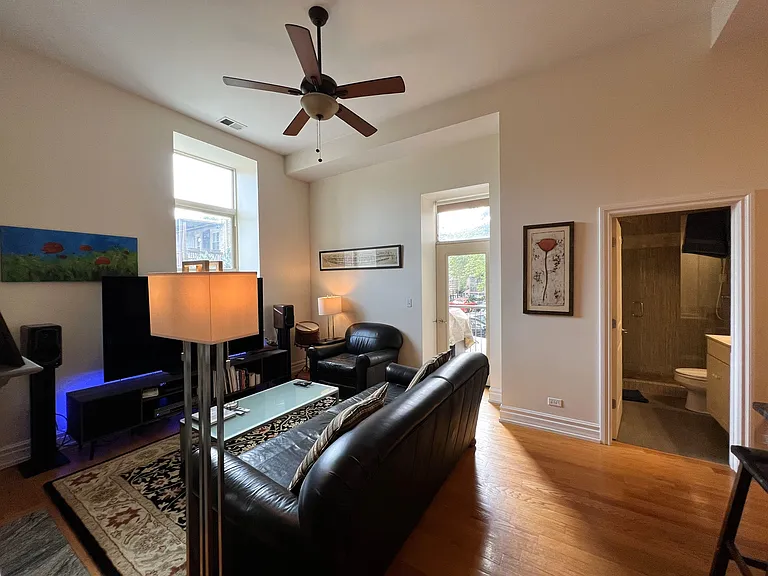 1470 W Carmen Ave #104 — Photo 8