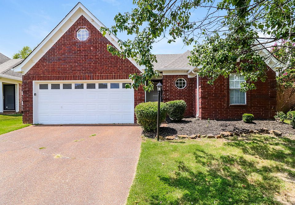 1st image of 1123 Dove Hollow Cir W