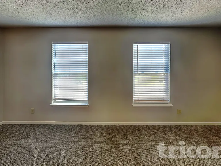 2029 Morning Light Ln — Photo 5