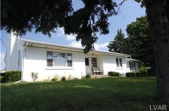 1st image of 2729 Easton Ave
