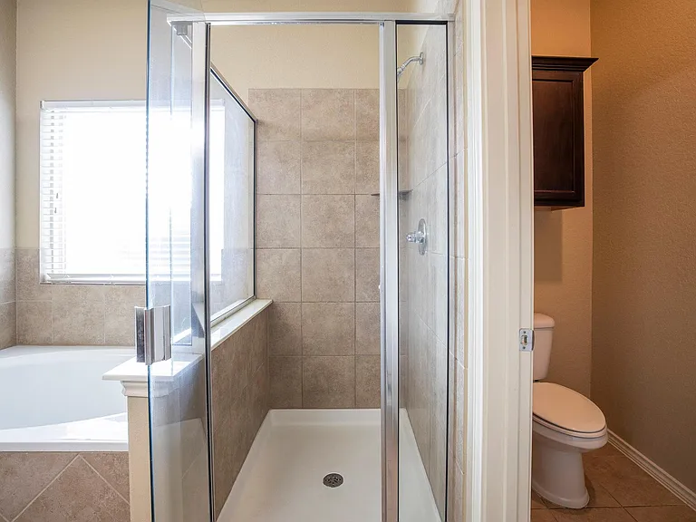 433 Stonebrook Dr — Photo 17