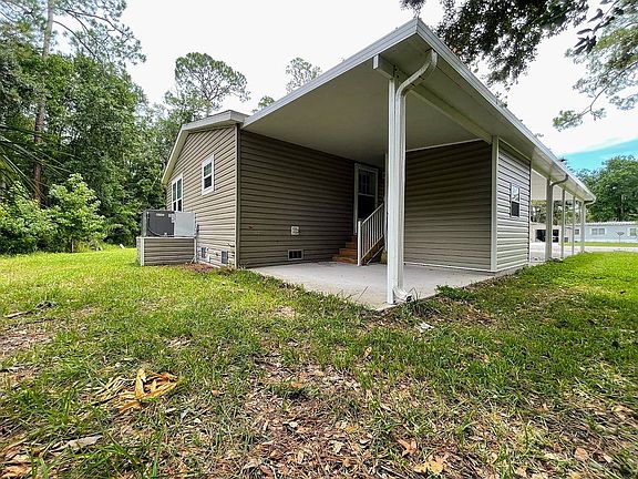 3rd image of 207 London Dr