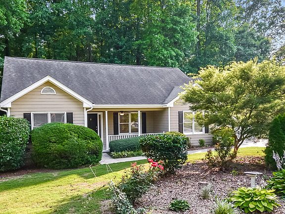 3rd image of 120 Brookhaven Ln