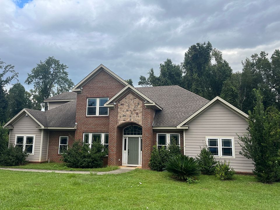 1st image of 2916 Parrish Dr