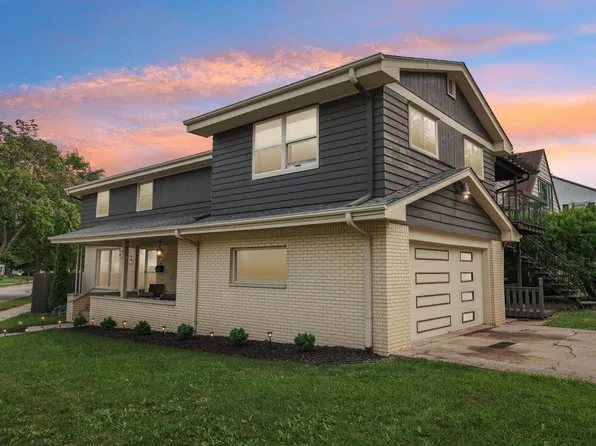 9625 W Metcalf PLACE, Milwaukee, WI 53222
