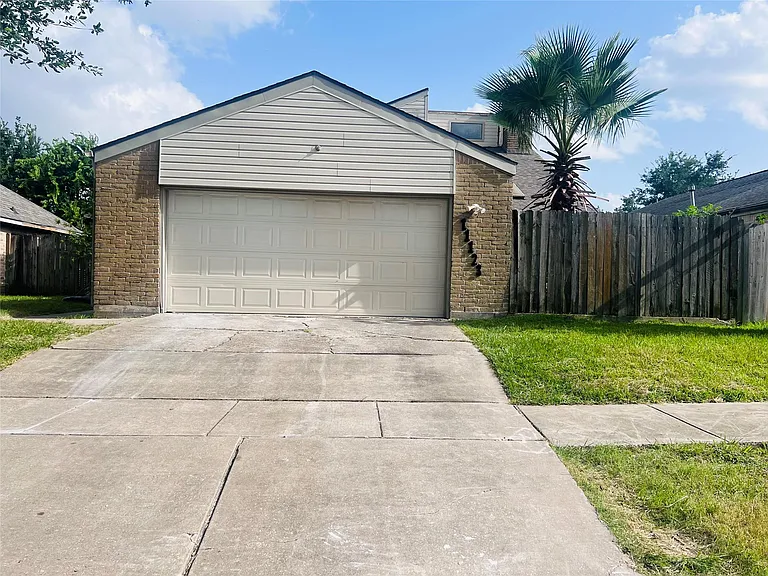 11123 Bandlon Dr — Photo 1