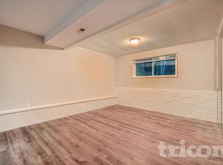 18707 SE 268th St, Kent, WA 98042