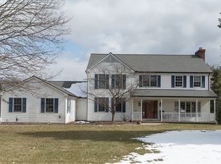 3608 Creekside Dr, Ann Arbor, MI 48105