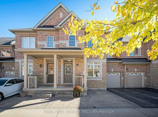 19 Begonia St, Markham, ON L6E0N3