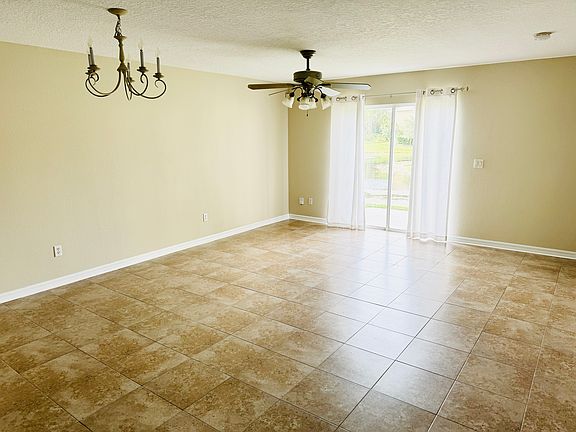 5th image of 3558 Caruso Pl
