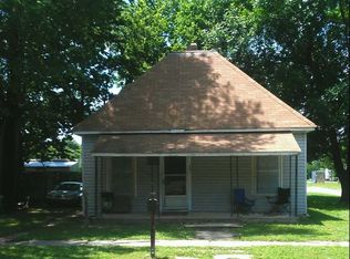 501 Harter St, Winfield, KS 67156