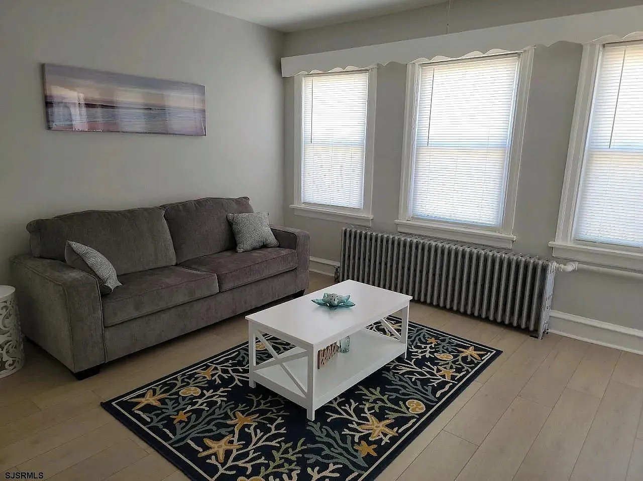 2 bed, 1.0 bath, $2,200 — Photo 2
